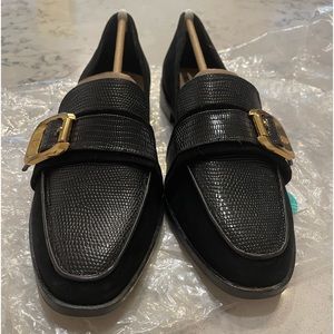 Vince Camuto loafers.  New, sz 8